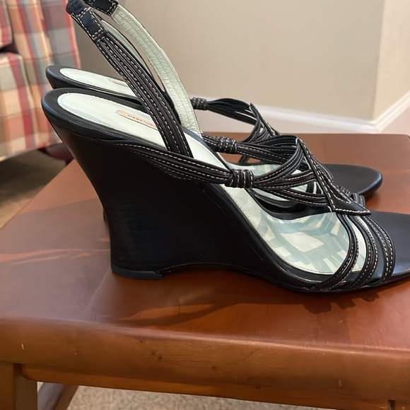 Max studio, black strappy sandals with white stitching. Size 8. Gently used. - Picture 3 of 8